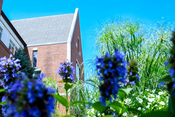 The two-year grant, titled Fostering Leadership for Communities of Faith, will be used to develop and strengthen initiatives that help students explore and pursue leadership roles in faith-based settings.