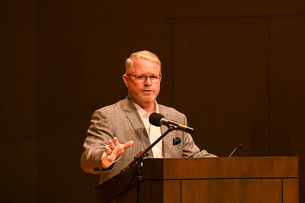 The Forum included recognition of major athletic award recipients and a keynote presentation from Brian Polian, vice president for athletics and nation engagement at John Carroll University. 