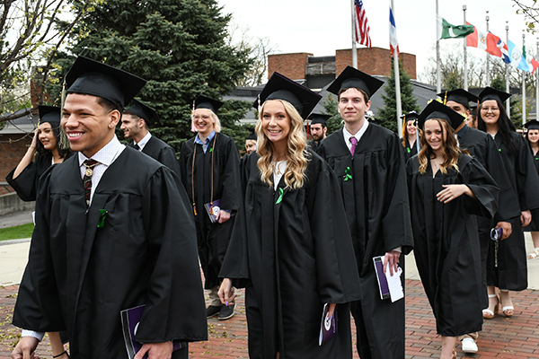 2022 graduate processional