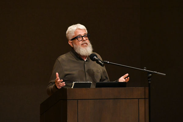 The presentation invited the Bluffton University community to consider how attention to the natural world, faith and meaningful action can work together to foster hope and care for creation. 