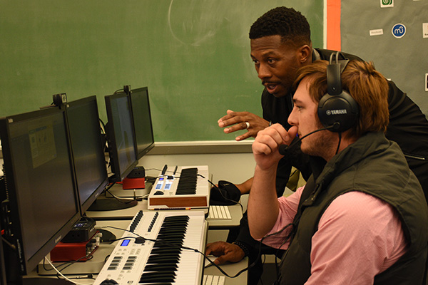 Kendall Nesbitt demonstrates keyboards