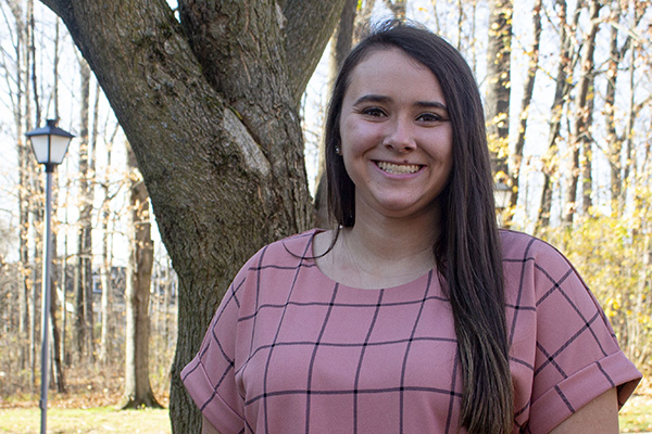 Jessica Lovell has earned the Beaver-Falcon MAcc Scholarship, a Bluffton-Bowling Green partnership that includes a full-tuition award plus a paid graduate assistantship.