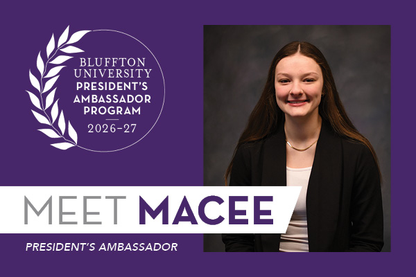 President’s Ambassadors provide campus tours to prospective students, sit on student panels at admissions events, greet special campus guests, and engage with alumni and donors at special events.