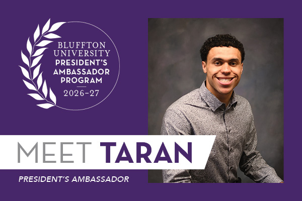 President’s Ambassadors provide campus tours to prospective students, sit on student panels at admissions events, greet special campus guests, and engage with alumni and donors at special events.